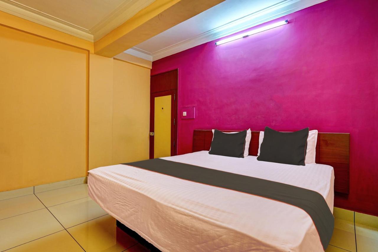 Oyo Flagship Hotel Kvc Holiday Inn Mysore Exterior photo